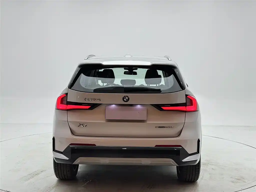 BMW X1 2023 sDrive20Li X Design Package купить на сайте DeffCars