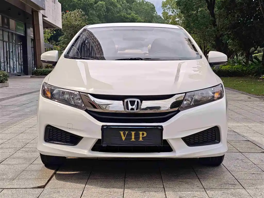 Fengfan 2019 1.5L CVT Comfort Edition купить на сайте DeffCars