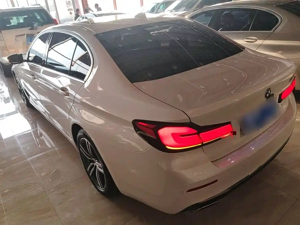 BMW 5 Series 2022 facelift 530Li leading model luxury package купить на сайте DeffCars