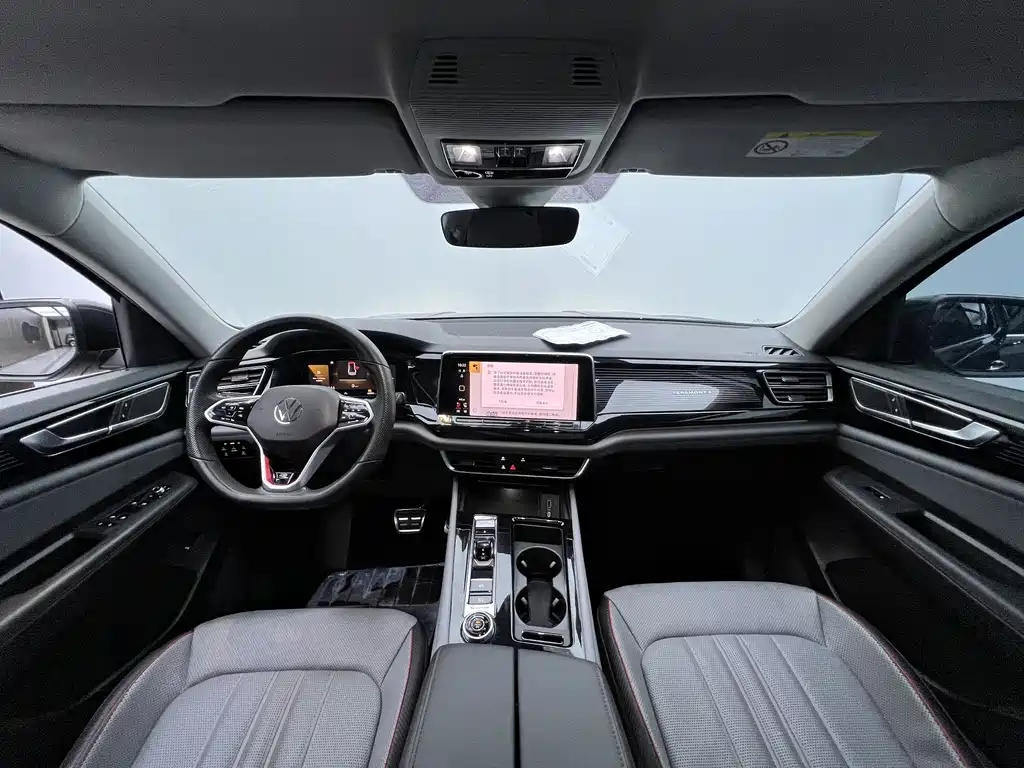 Touron 2023 Touron X facelift 380TSI four-wheel drive luxury version купить на сайте DeffCars