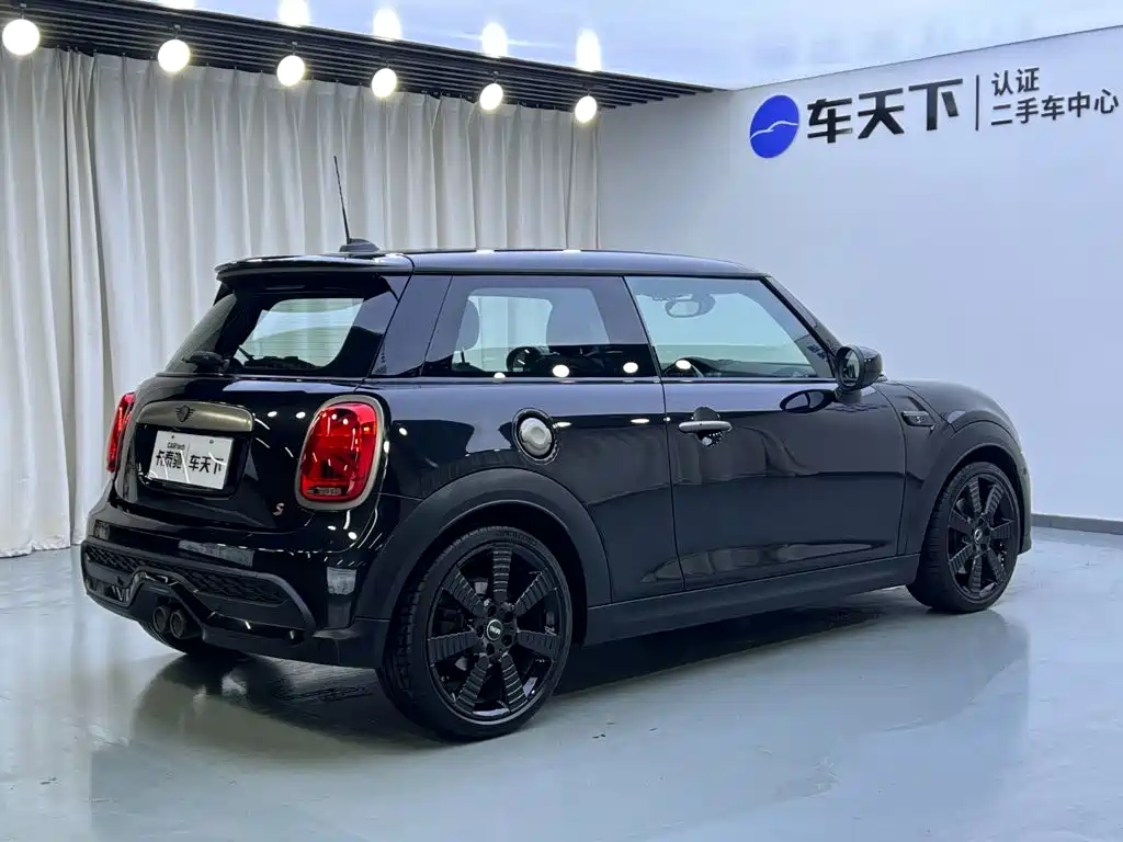 Mini 2023 2.0T COOPER S King’s Cross Special Edition купить на сайте DeffCars