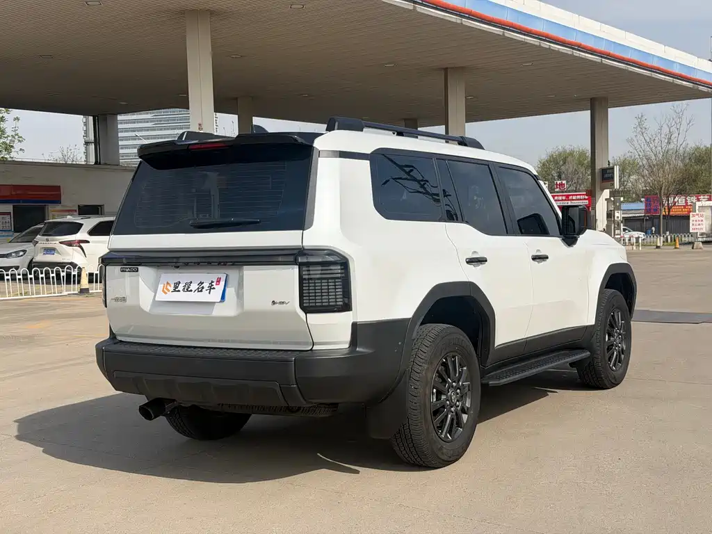 Prado 2024 2.4T Cross BX Edition 5-seater купить на сайте DeffCars
