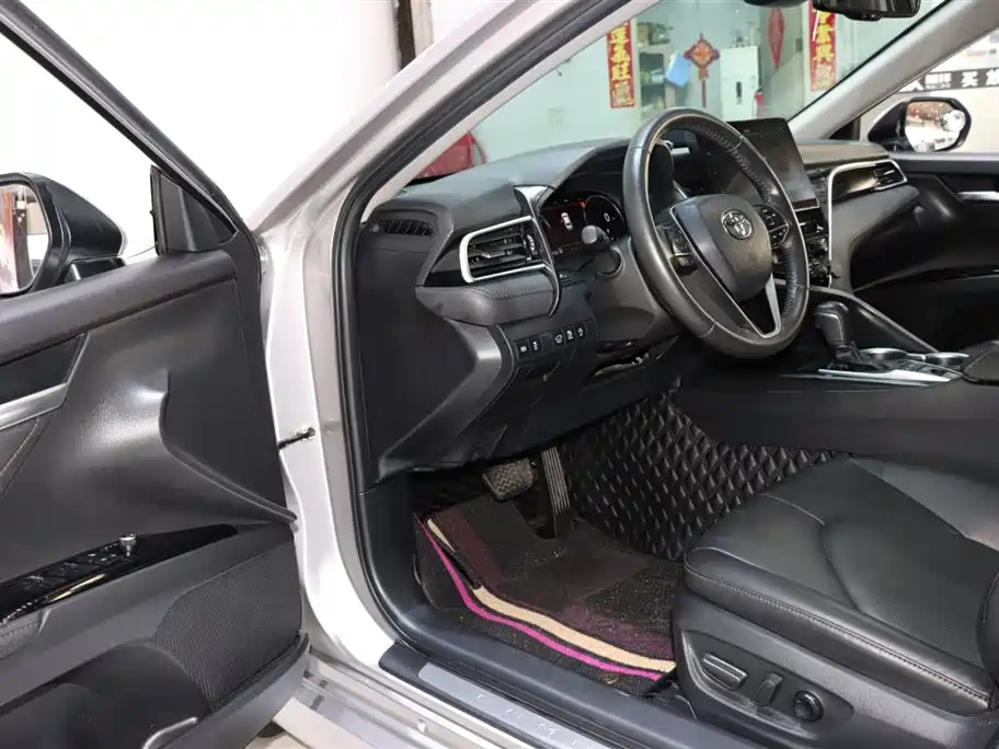 Camry 2021 2.5G Deluxe Edition купить на сайте DeffCars
