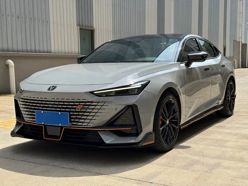 Changan UNI-V 2022 1.5T sports version купить на сайте DeffCars