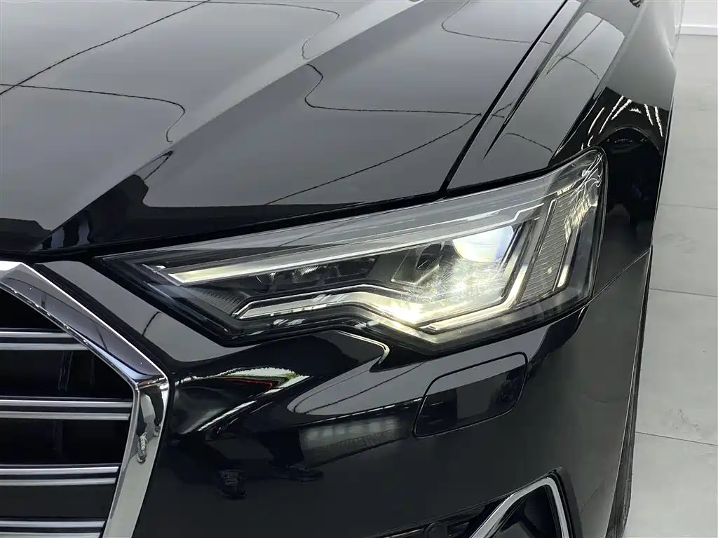 Audi A6L 2024 45 TFSI Premium Elegant Model купить на сайте DeffCars