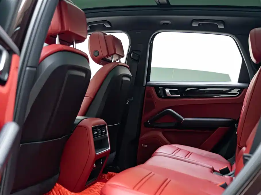 Cayenne 2022 Cayenne 3.0T Platinum Edition купить на сайте DeffCars