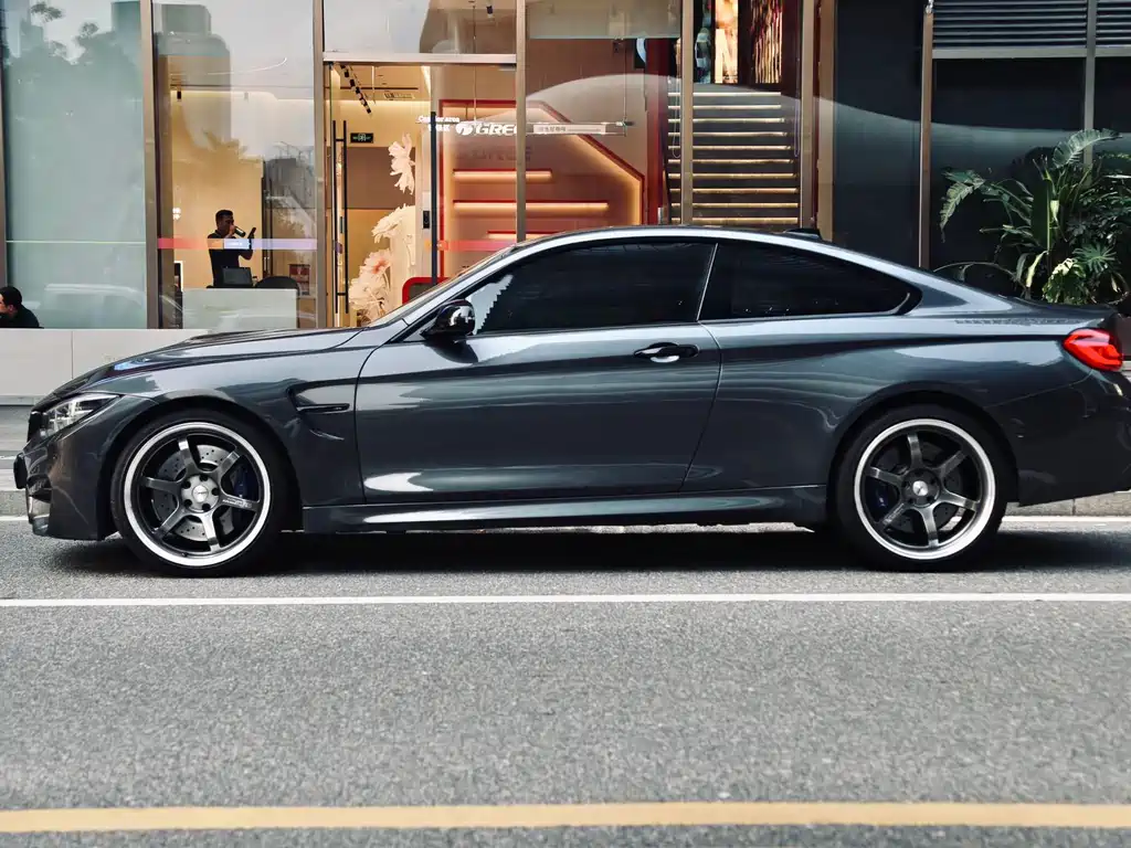 BMW M4 2019 M4 Coupe Racing Edition купить на сайте DeffCars