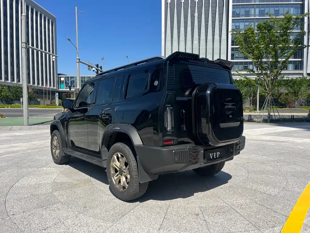 Jietu Traveler 2023 2.0T four-wheel drive crossover PRO купить на сайте DeffCars