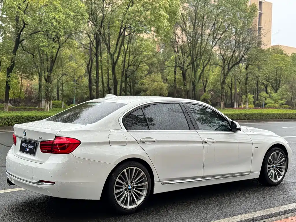 BMW 3 Series 2018 320Li Leading Luxury Package купить на сайте DeffCars