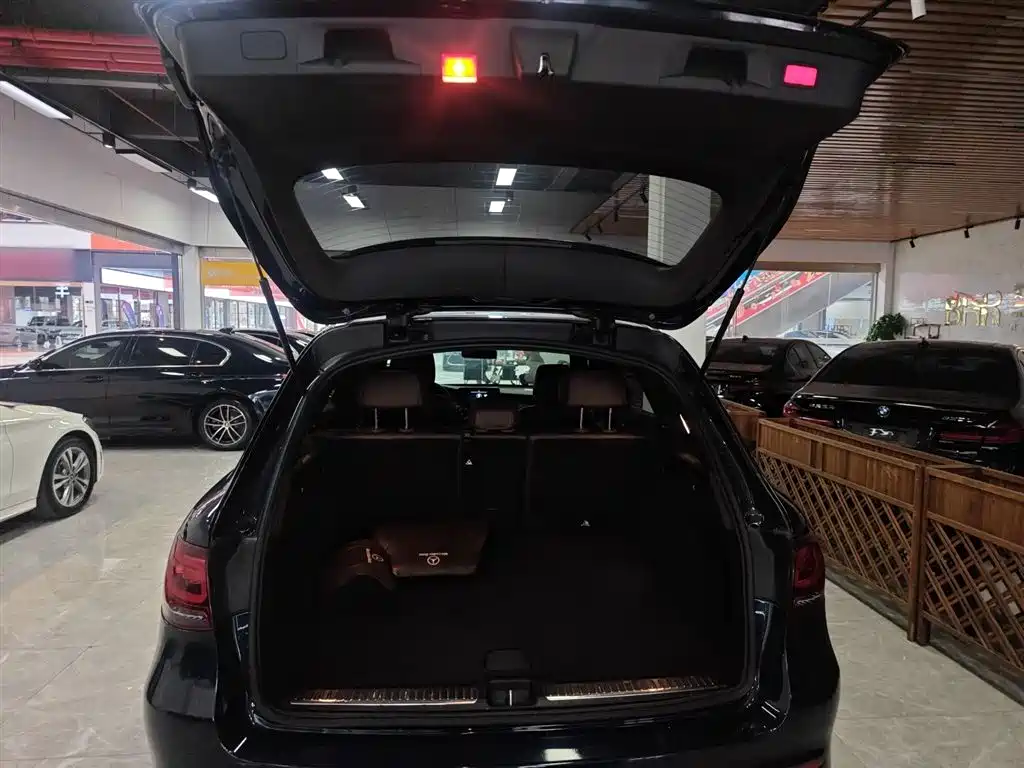 Mercedes-Benz GLC 2022 facelift GLC 260 L 4MATIC dynamic купить на сайте DeffCars