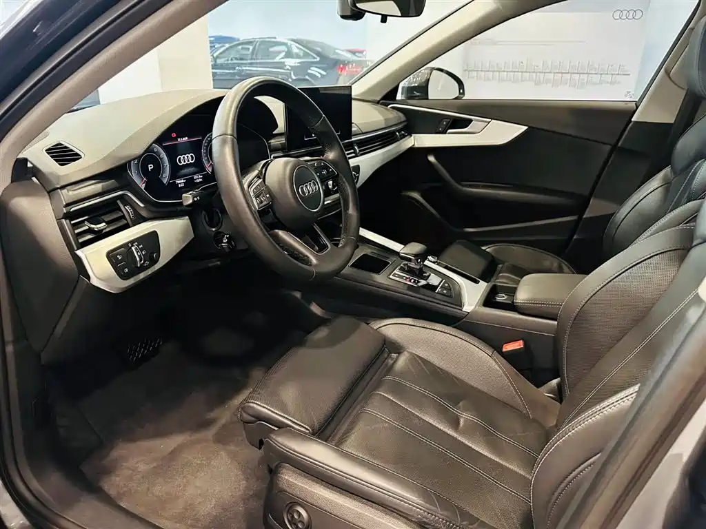 Audi A4L 2022 40 TFSI Fashionable and Dynamic купить на сайте DeffCars