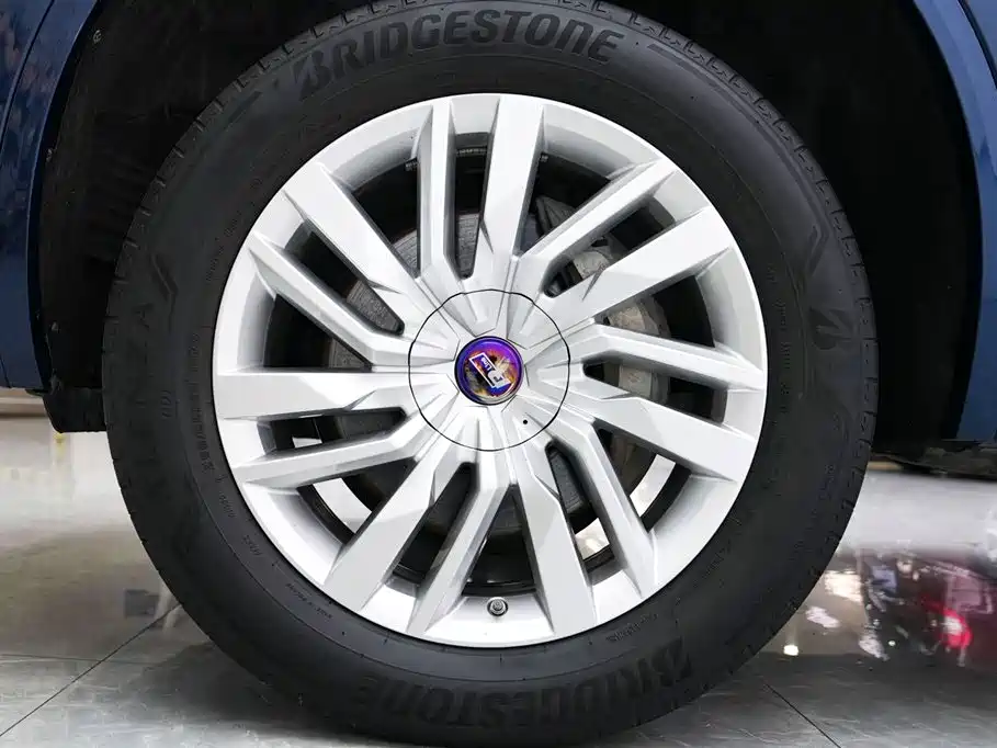 Touareg 2021 2.0TSI Ruishang Edition купить на сайте DeffCars