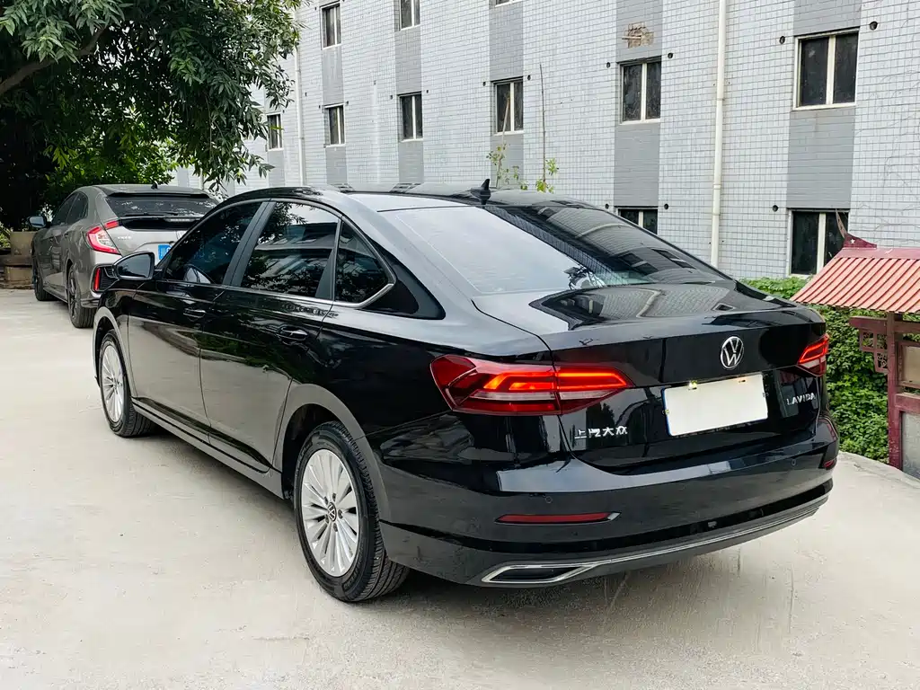 Lavida 2021 1.5L automatic comfort version купить на сайте DeffCars