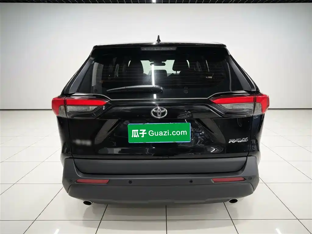RAV4 Rongfang 2024 2.0L CVT two-wheel drive urban version купить на сайте DeffCars