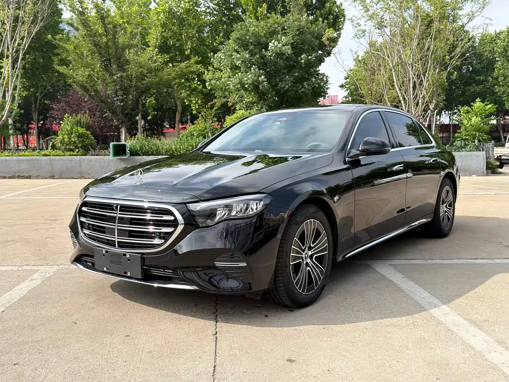 Mercedes-Benz E-Class 2026 E 260 L Classic Edition купить на сайте DeffCars