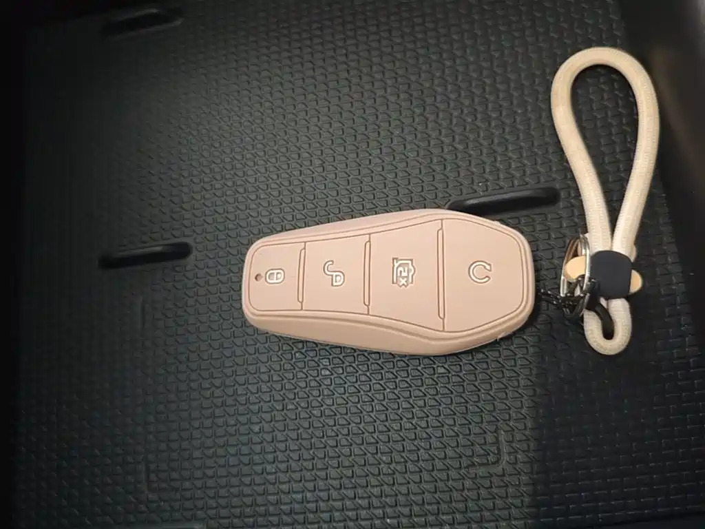 Yuan UP 2025 Smart Driving Edition 401KM Vitality купить на сайте DeffCars