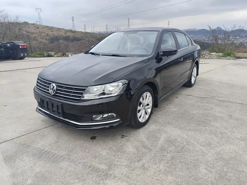 Lavida 2015 230TSI DSG Comfort Edition купить на сайте DeffCars