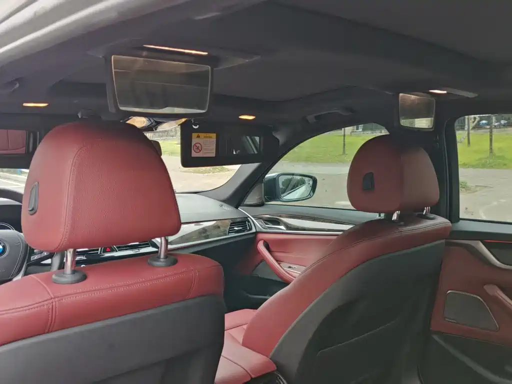 BMW 5 Series 2018 530Li Leading M Sports Package купить на сайте DeffCars