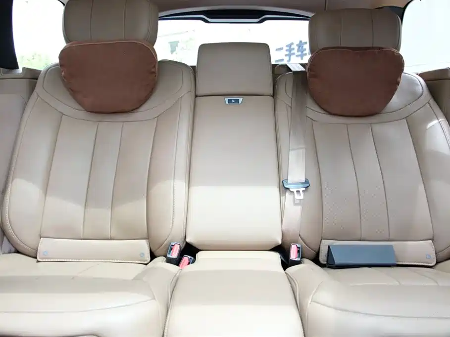 Range Rover 2024 3.0 L6 400PS Model Extended Edition купить на сайте DeffCars