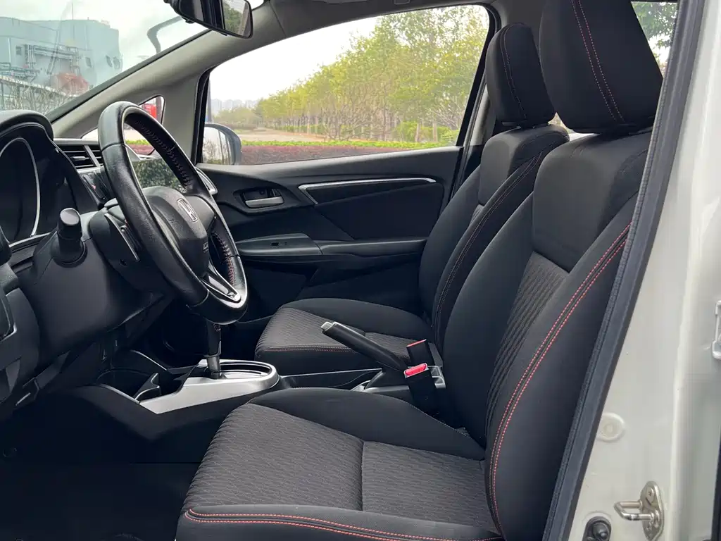 Fit 2018 1.5L CVT Trendy Running+ Edition купить на сайте DeffCars