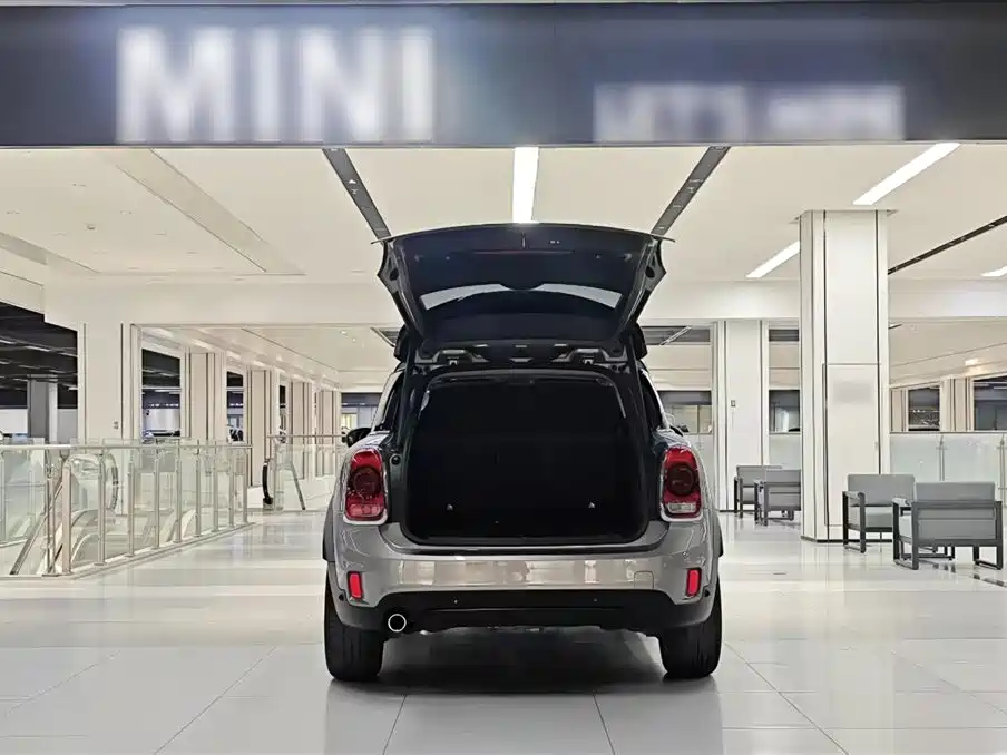 MINI COUNTRYMAN 2018 1.5T COOPER ALL4 Classic купить на сайте DeffCars