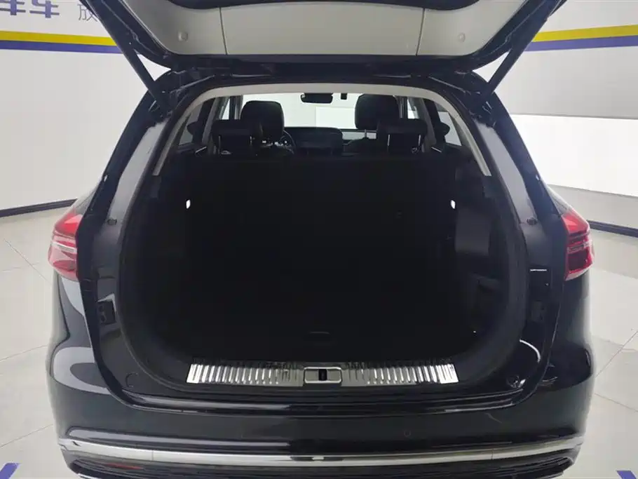 Hongqi HS5 2022 facelift 2.0T Zhilian Flagship Edition купить на сайте DeffCars