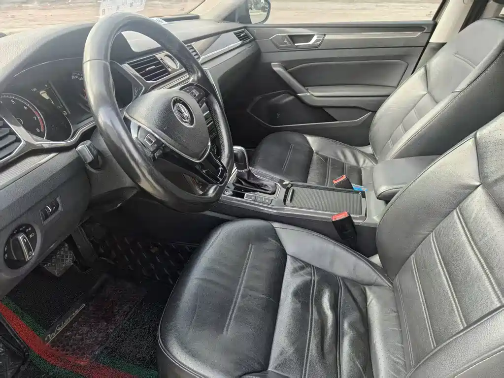 Passat 2016 330TSI DSG Premium Edition купить на сайте DeffCars