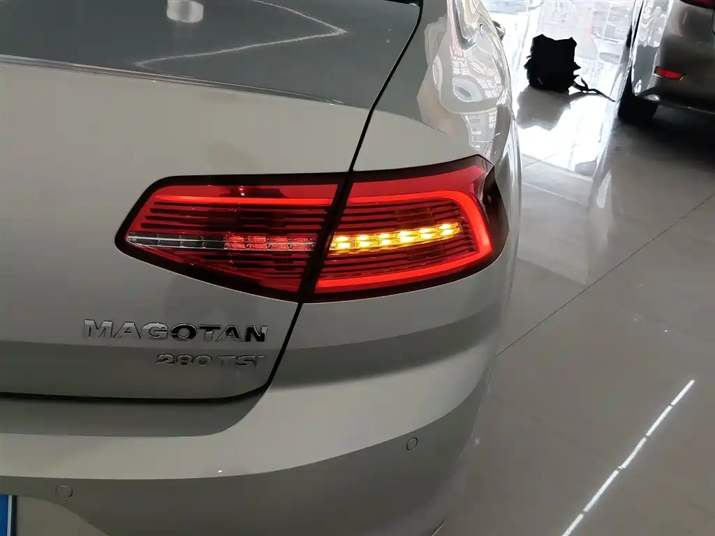 Magotan 2018 280TSI DSG comfort model купить на сайте DeffCars