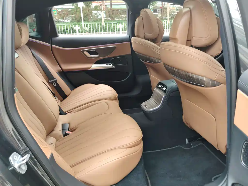 Mercedes-Benz E-Class 2025 E 300 L Fashion Model купить на сайте DeffCars