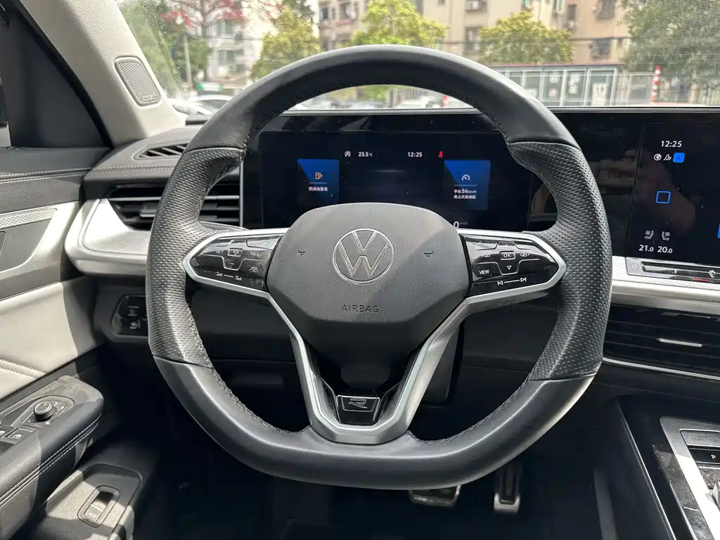 Lan Xun 2024 380TSI four-wheel drive R-Line Touring Edition купить на сайте DeffCars