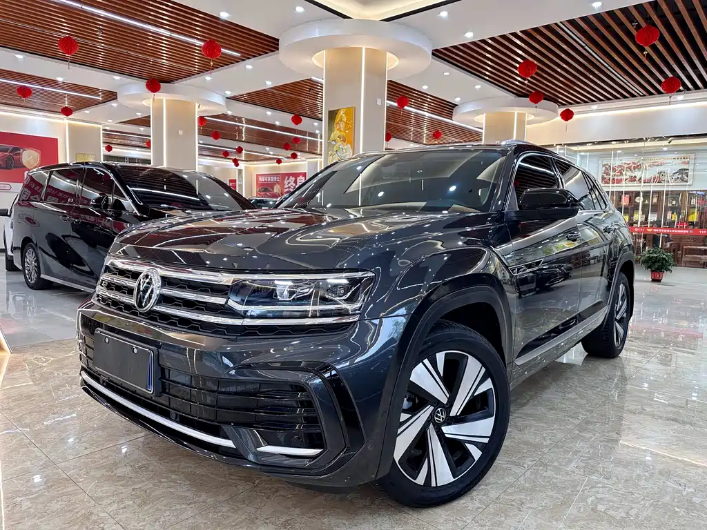 Touron 2021 330TSI two-wheel drive luxury version купить на сайте DeffCars
