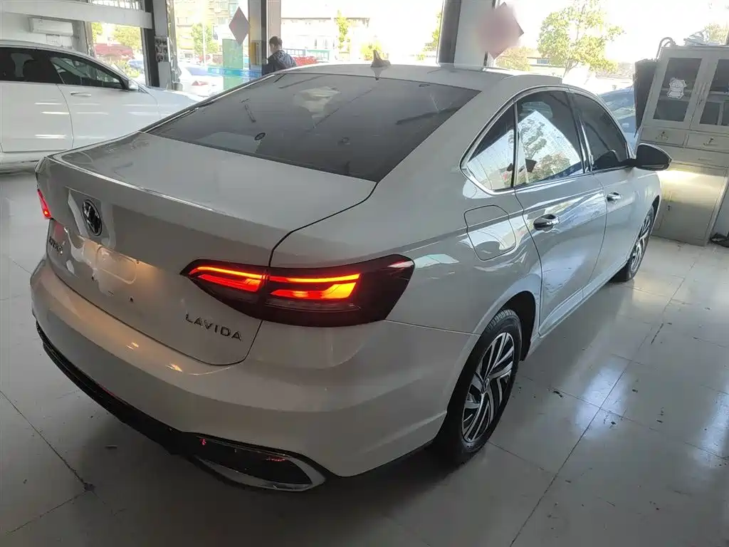 Lavida 2023 facelift 1.5L automatic starry sky 5 million version купить на сайте DeffCars
