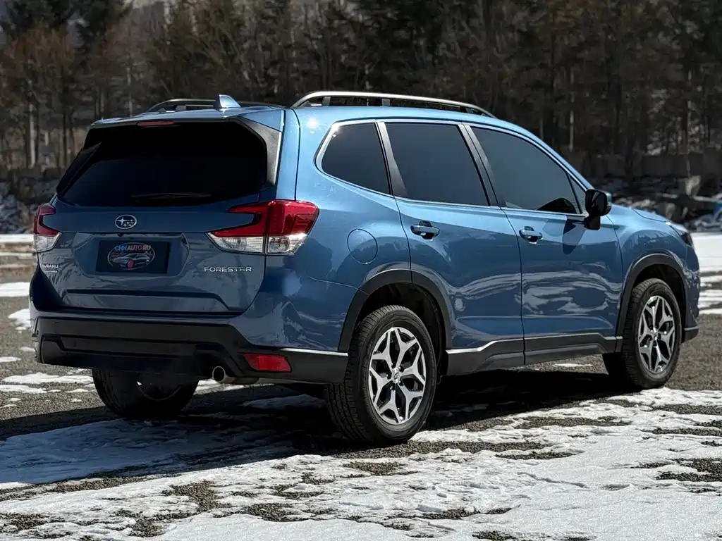 Forester 2022 2.0i AWD Deluxe Edition купить на сайте DeffCars