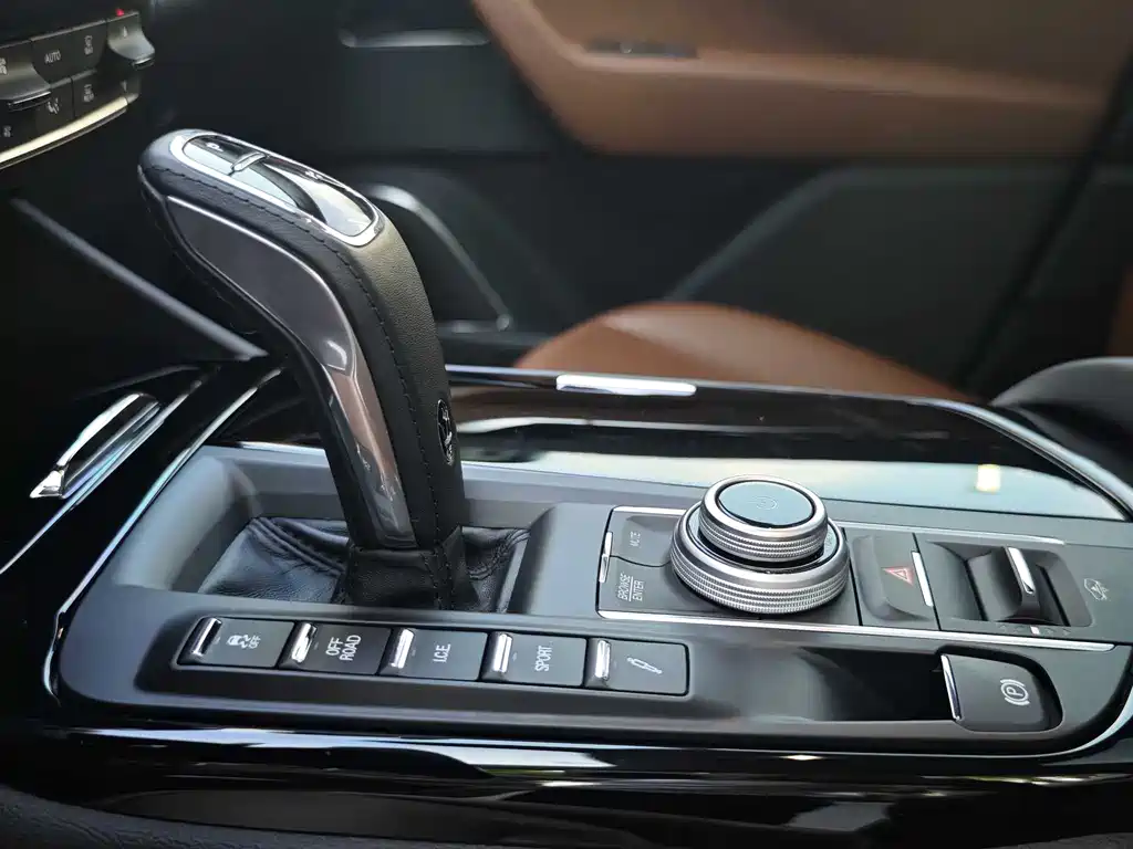 Levante 2021 3.0T Standard Edition купить на сайте DeffCars