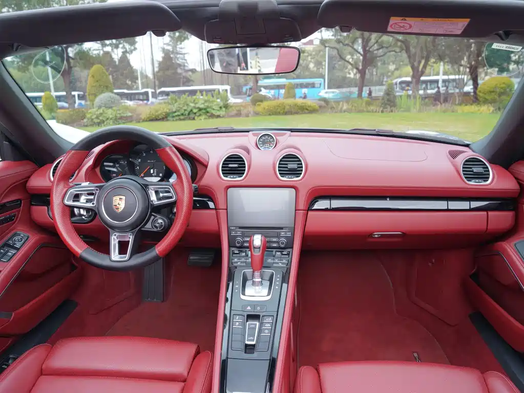 Porsche 718 2022 Boxster T 2.0T купить на сайте DeffCars