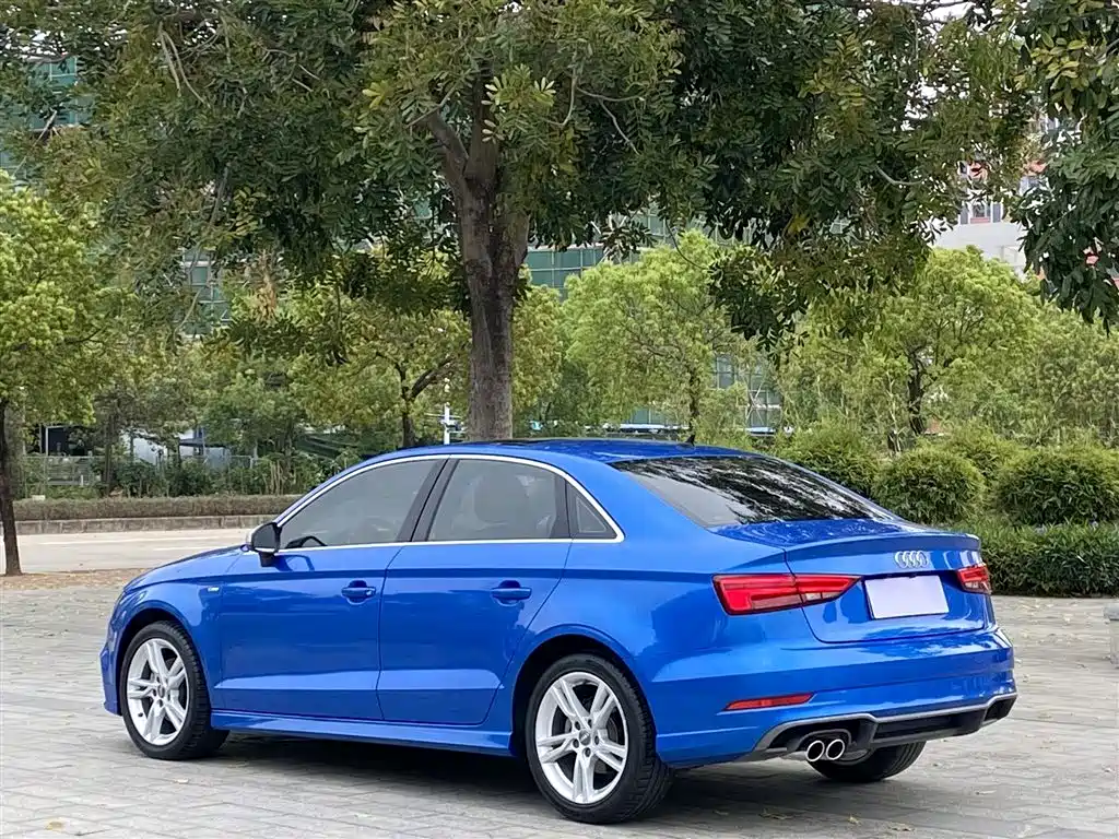 Audi A3 2020 Limousine 35 TFSI Fashion Type National V купить на сайте DeffCars
