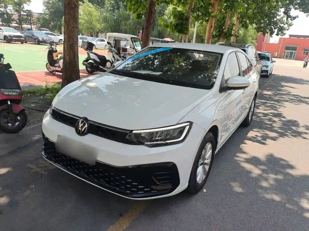 LAVIDA 2023 Xinrui 1.5L Automatic Xinyi Edition купить на сайте DeffCars
