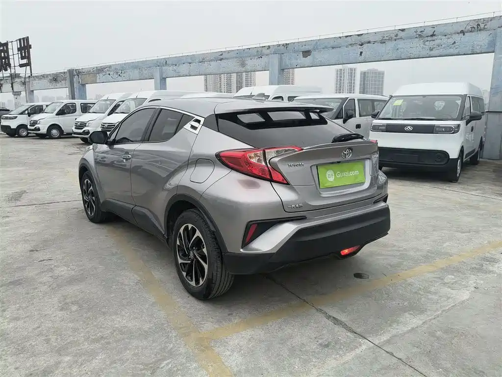 Yize IZOA 2018 2.0L Yichi Edition National VI купить на сайте DeffCars