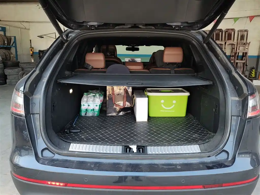 Voyager 2021 2.7T four-wheel drive premium version купить на сайте DeffCars