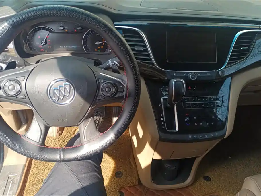 Buick GL8 2017 ES 28T flagship model National V купить на сайте DeffCars