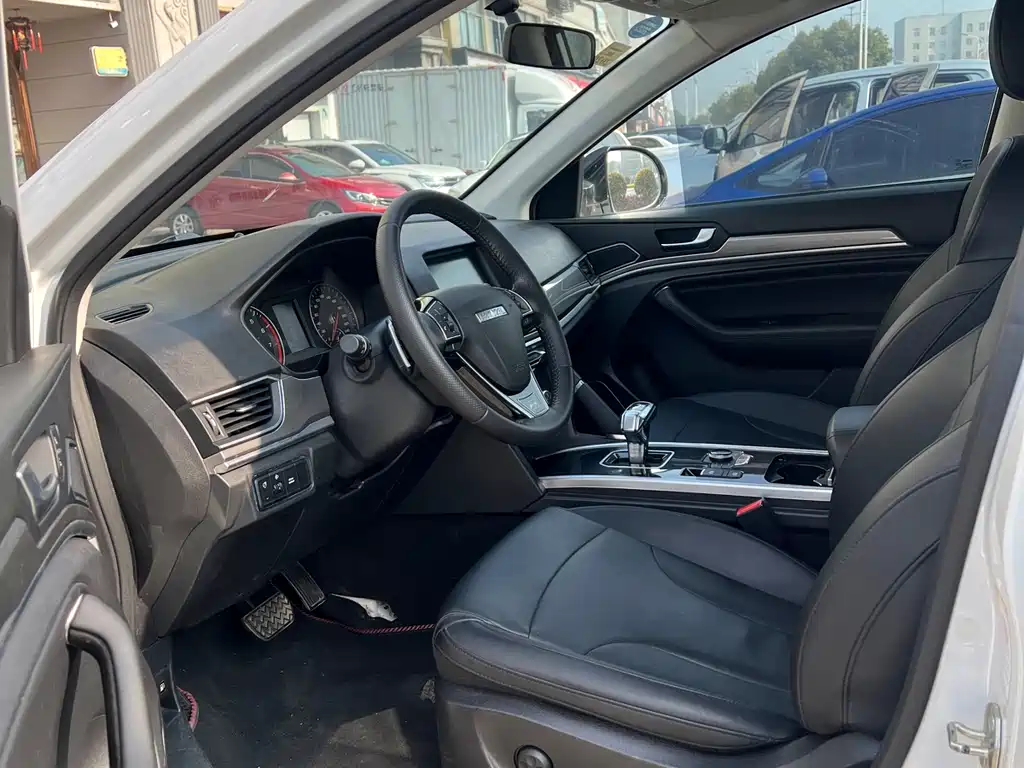 Haval H6 2018 Red Label Sports Edition 1.5T Automatic Two-wheel Drive Elite купить на сайте DeffCars