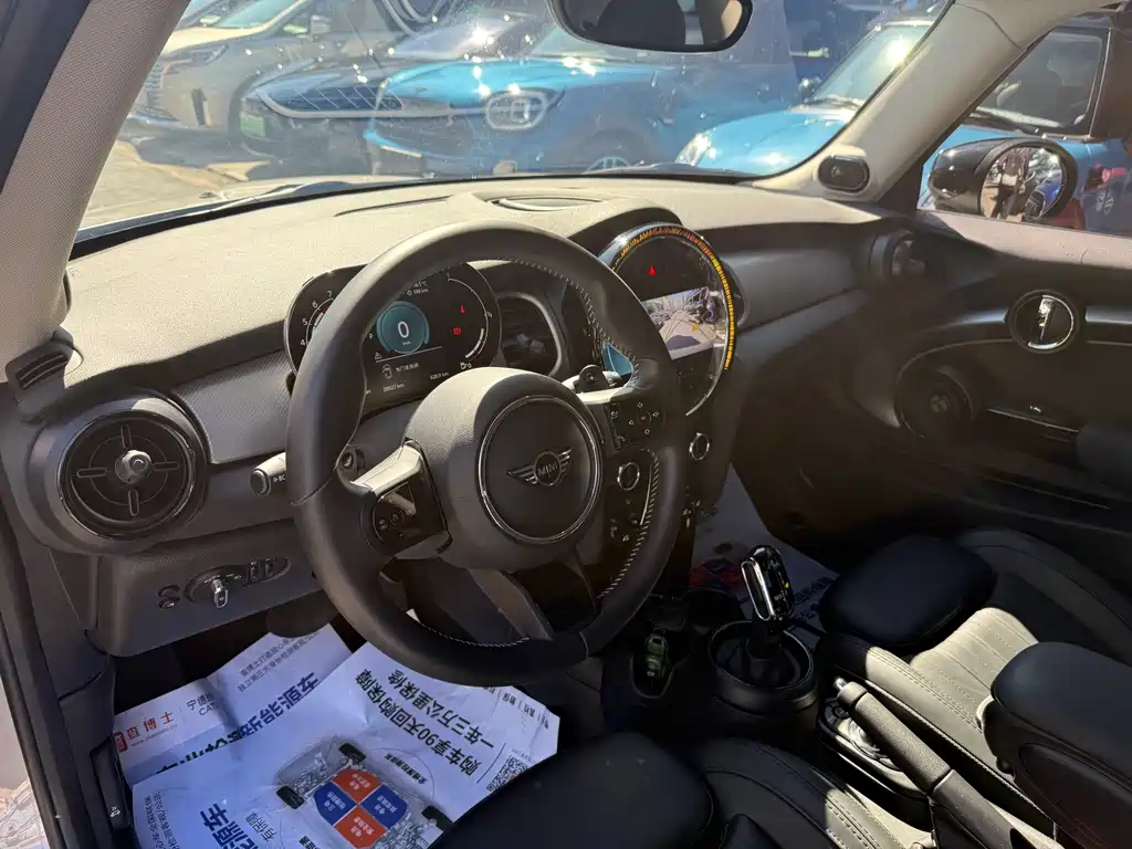 MINI 2022 2.0T COOPER S Artist купить на сайте DeffCars