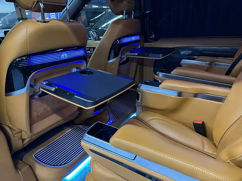 Vito 2023 2.0T Business Edition 7 seats купить на сайте DeffCars