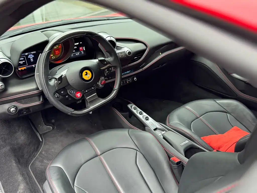 Ferrari F8 2019 Tributo 3.9T V8 купить на сайте DeffCars