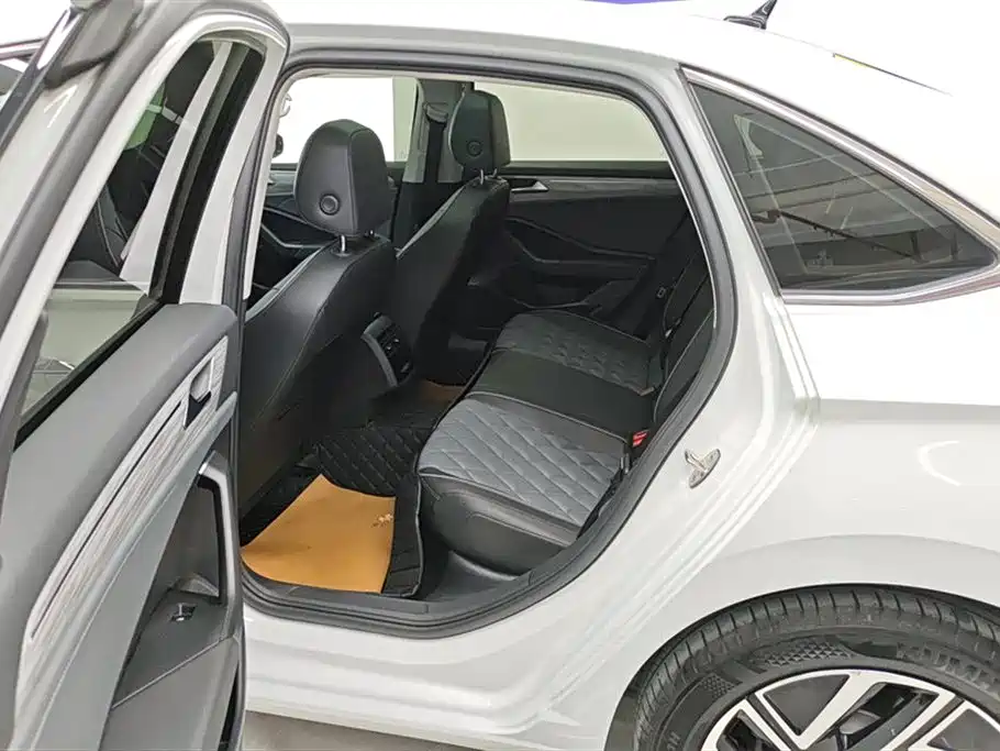 Sagitar 2023 300TSI DSG Super Edition купить на сайте DeffCars