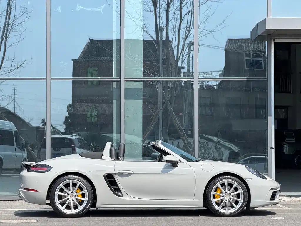Porsche 718 2016 Boxster 2.0T купить на сайте DeffCars