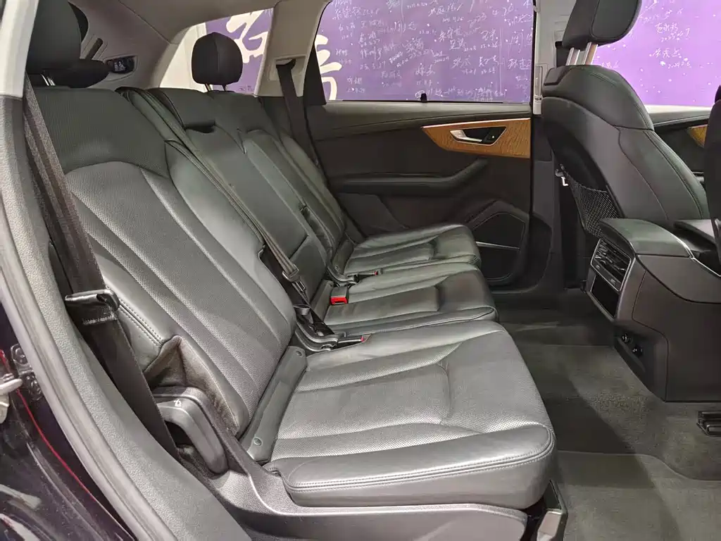 Audi Q7 2021 55 TFSI quattro S line premium model купить на сайте DeffCars