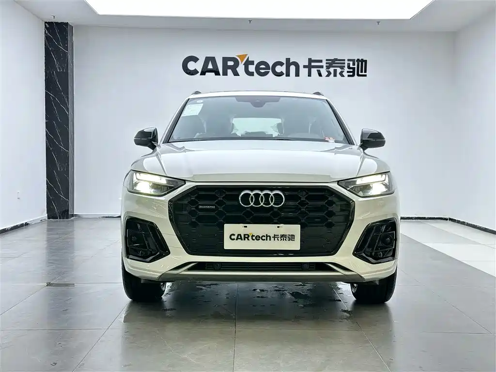Audi Q5L 2024 40 TFSI luxury and dynamic model купить на сайте DeffCars