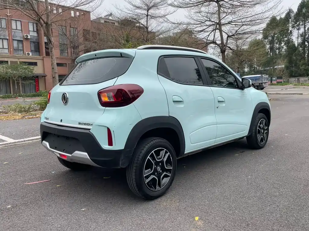 Nano EX1 2023 PRO Light Wind Edition Lightning Type купить на сайте DeffCars