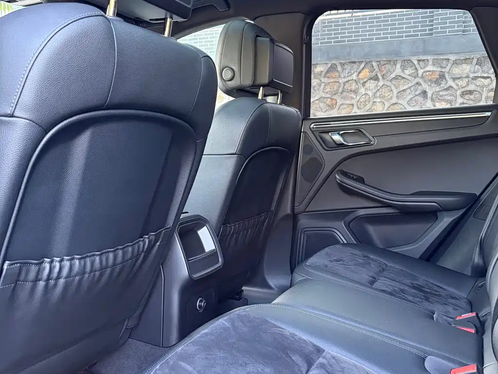 Macan 2016 Macan 2.0T купить на сайте DeffCars